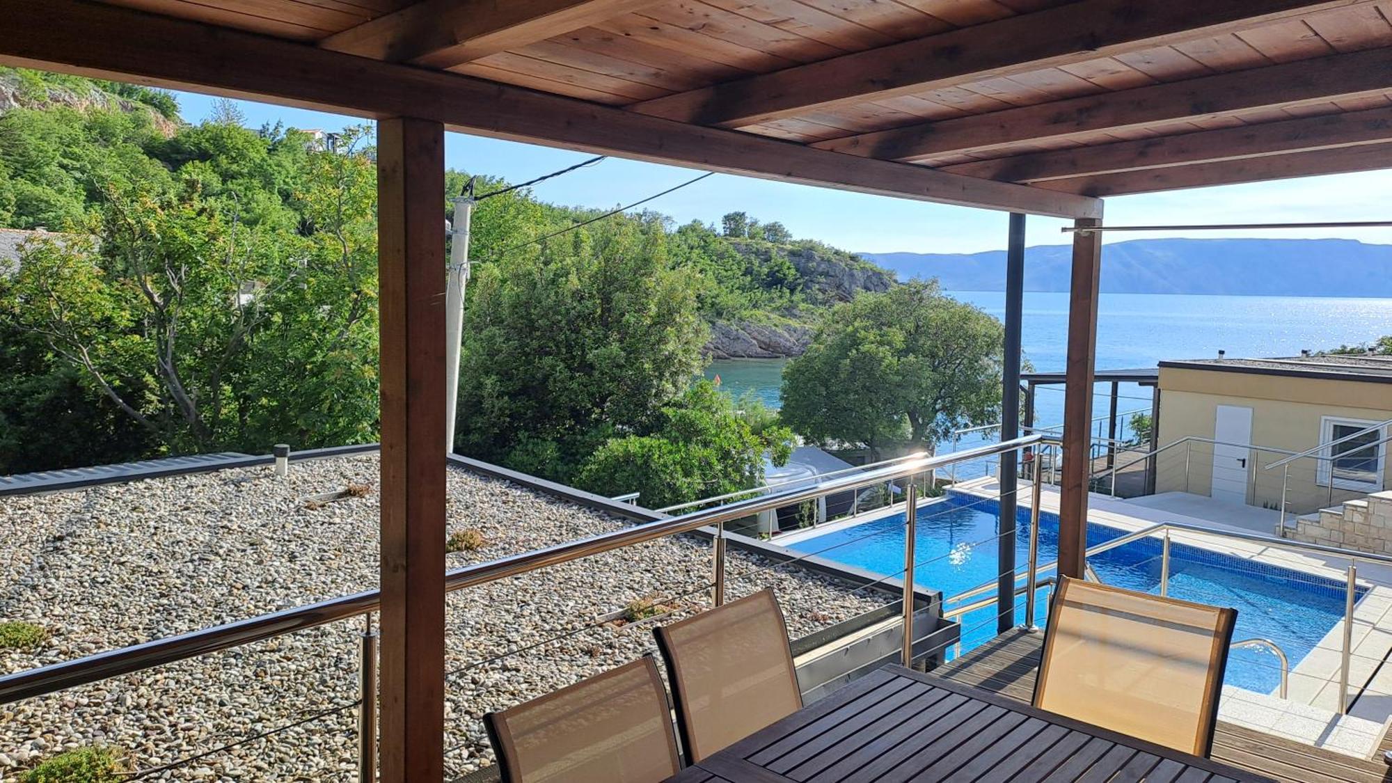 Boora Glamp Experience & Heated Infinity Pool Hotel Senj  Exterior photo